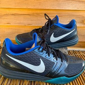 Nike Air KB Mentality